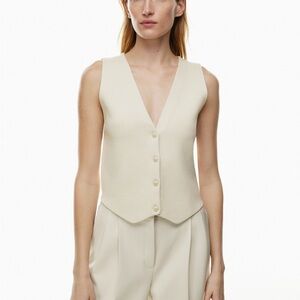 ✴️LAST CHANCE✴️ Aritzia Babaton Vest